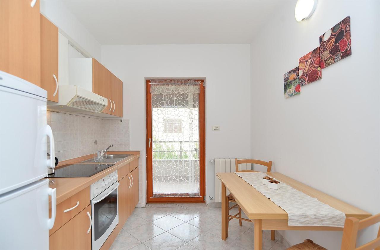 Apartments Mira 1293 Fazana Luaran gambar