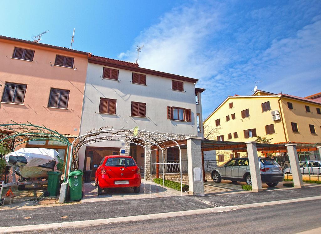 Apartments Mira 1293 Fazana Luaran gambar