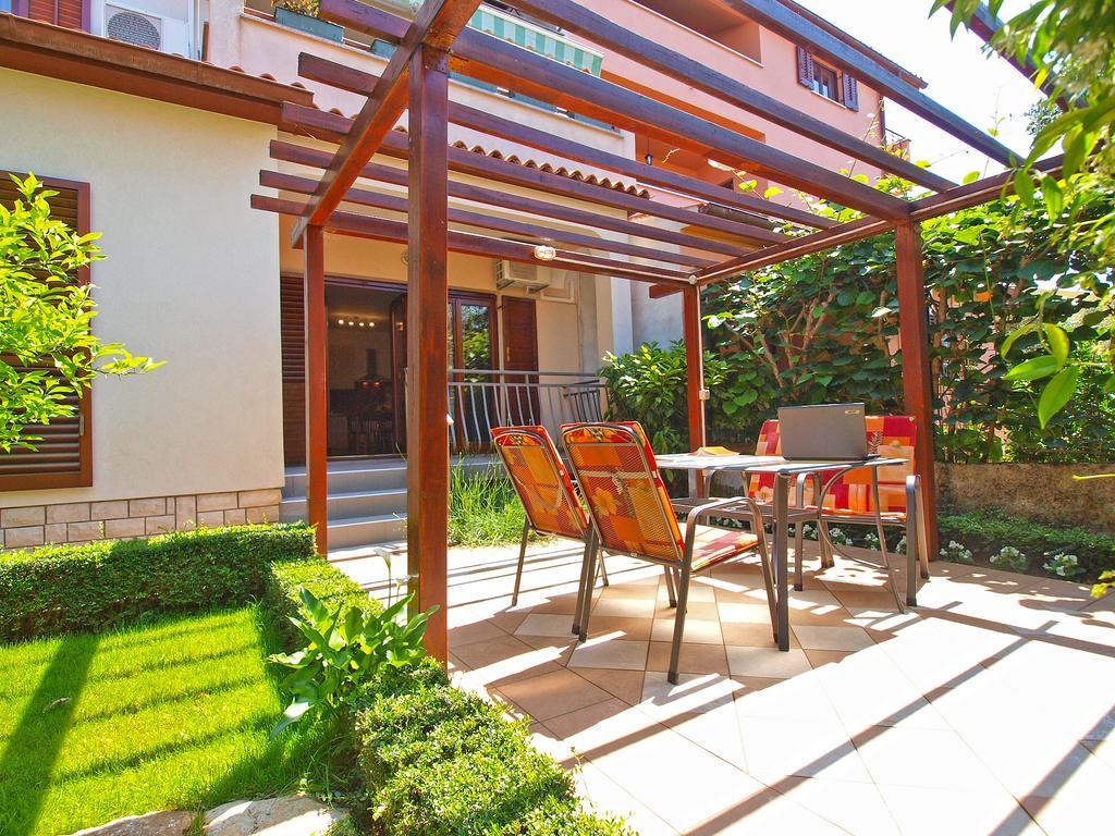 Apartments Mira 1293 Fazana Luaran gambar