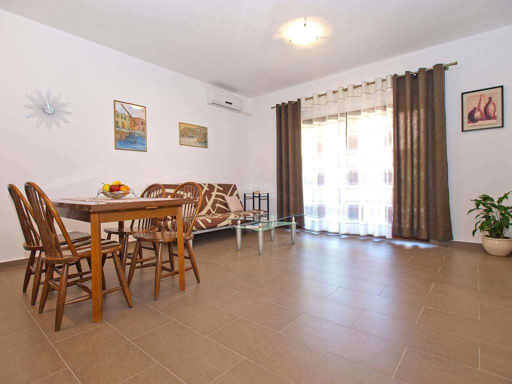 Apartments Mira 1293 Fazana Luaran gambar